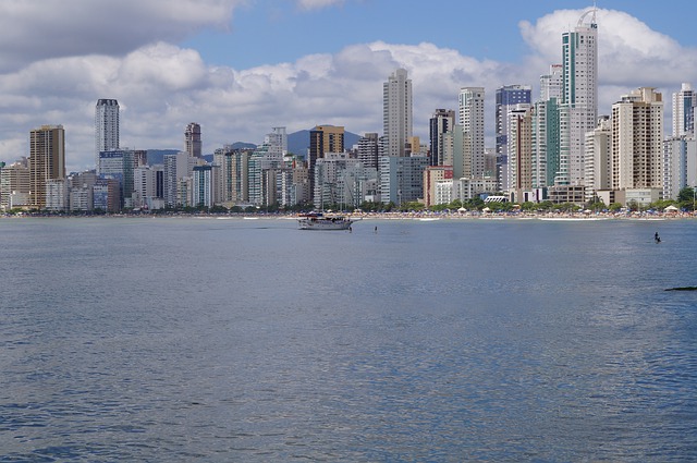  Santa Catarina tem quatro das 10 cidades com maior valorização imobiliária